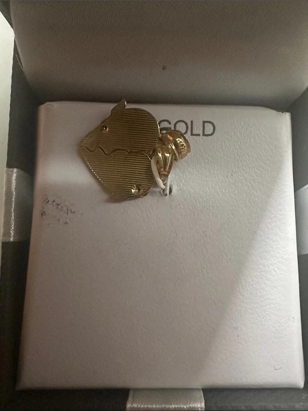 10KT Gold Heart 'Best Friends' Charm Pendant - Picture 2 of 2